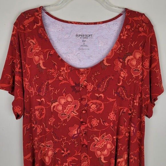 Torrid Size 2X Super Soft Button Front Seamed Top Floral Short Sleeve Red Orange - Picture 5 of 12